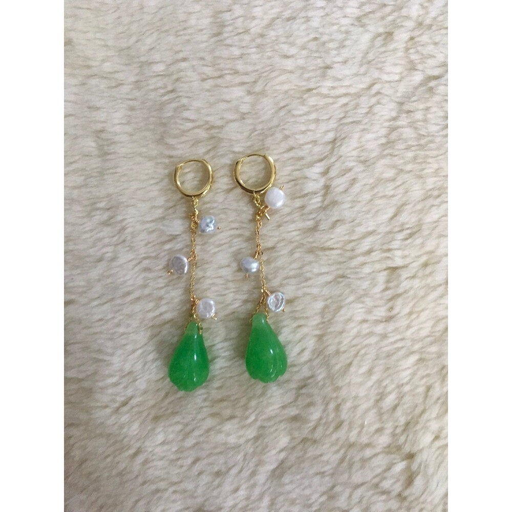 Genuine Fresh Water pearl jade earring